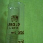 استوانه مدرج 250 میلی لیتری ساخت آلمان - تصویر 2