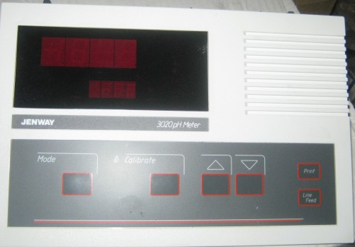 jenway-ph-meter-3020-e1386664723659 دستگاه ph متر جنوی jenway مدل 3020 - تصویر 1