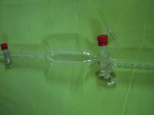 tutweiler-gas-burette-e1386594169763 بورت نمونه گیری گاز مدرج ساخت انگلستان - تصویر 1