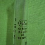 استوانه مدرج 10 میلی لیتری ساخت انگلستان - تصویر 2